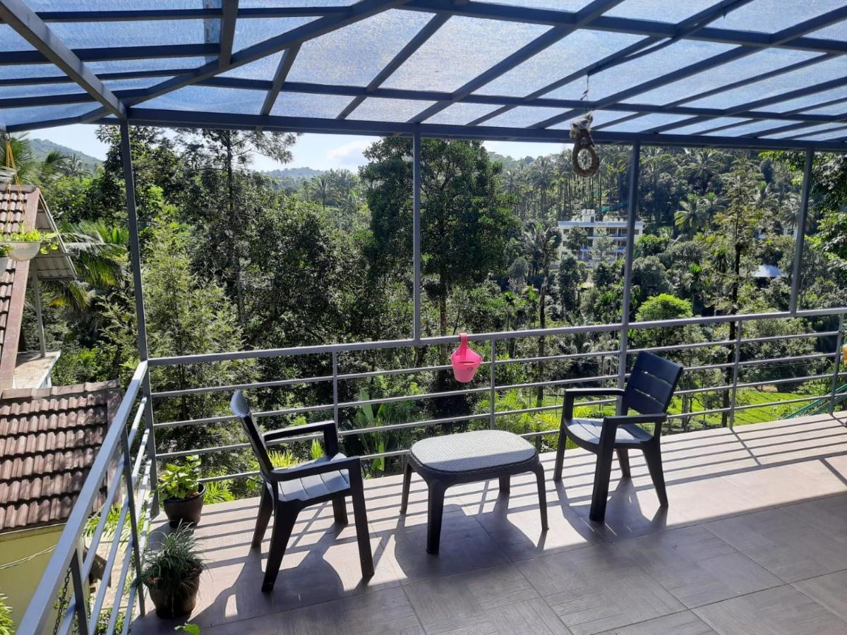 Letstay Vythiri Hill Palace Eksteriør billede