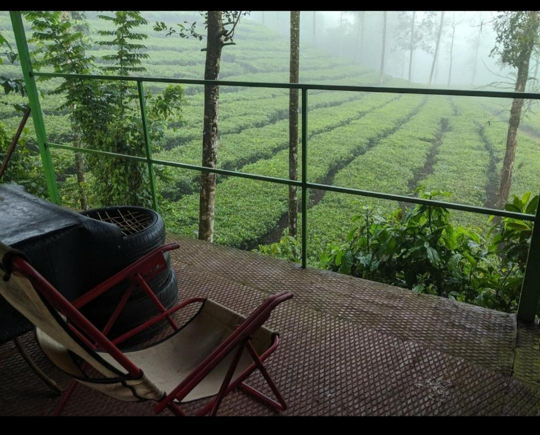Letstay Vythiri Hill Palace Eksteriør billede